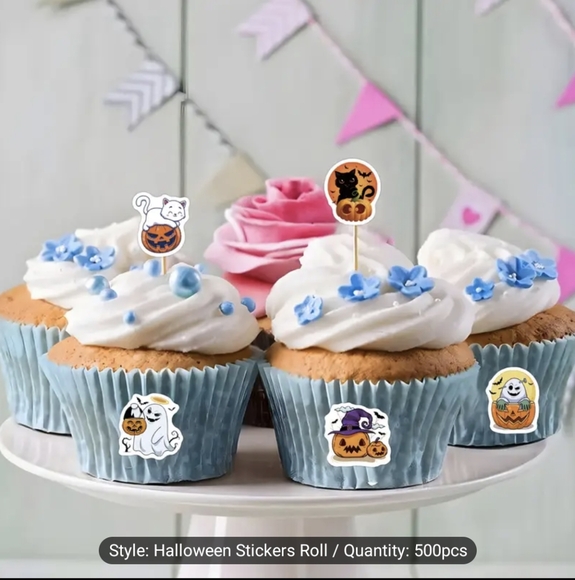 Roll Of 500 Halloween Stickers with Ghosts and Pumpkins - Picture 5 of 5